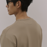 InvisiDry Dual｜藏汗雙面 寬版圓領短袖 拿鐵棕